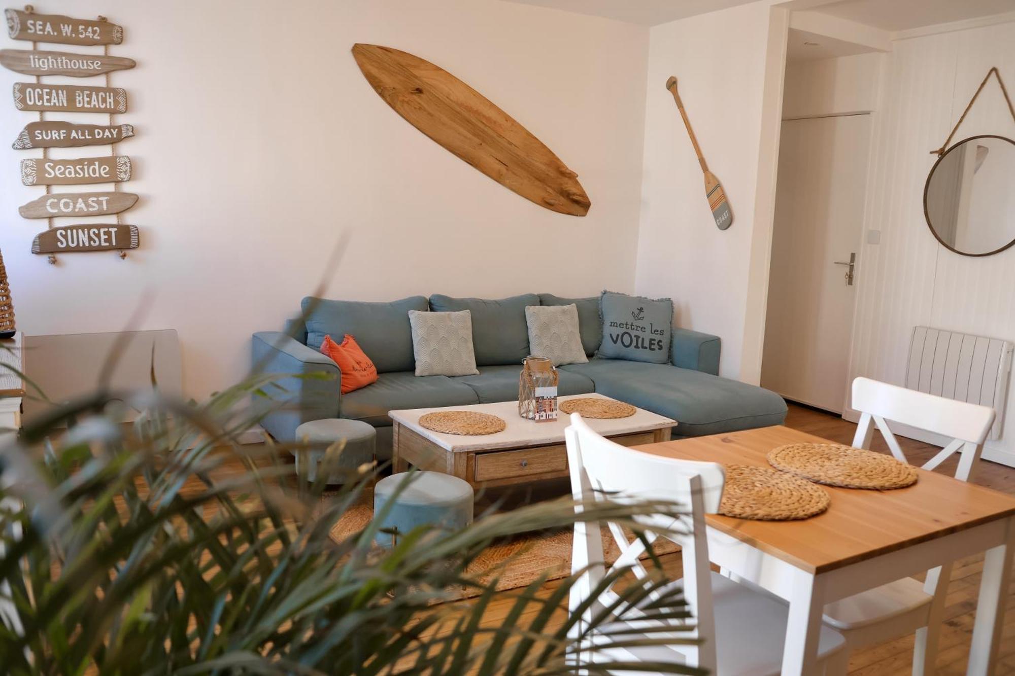 Le 8 ∙ Appartement Cosy Avec Balcon Vue Sur Mer 梅尔·莱斯·拜恩斯 外观 照片
